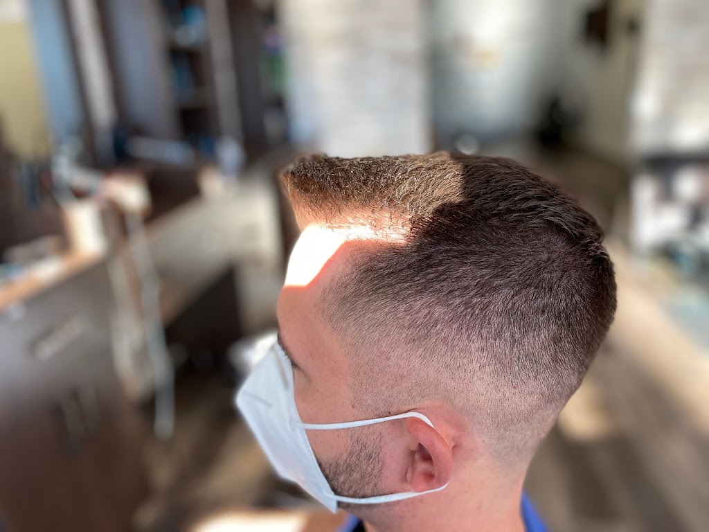 Ayhams Barber Shop | 1047 Avenue Rd, Toronto, ON M5N 2C5, Canada | Phone: (437) 882-2223