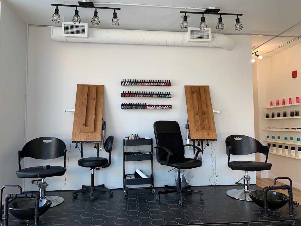 EsthetiK - Clinique de soins esthétique | 2400 Rue Centre #102, Montréal, QC H3K 1J8, Canada | Phone: (514) 973-5943