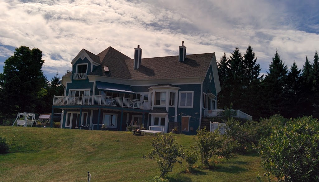 Blueberry Hill | 2259 Chemin Beattie, Dunham, QC J0E 1M0, Canada | Phone: (450) 295-2417