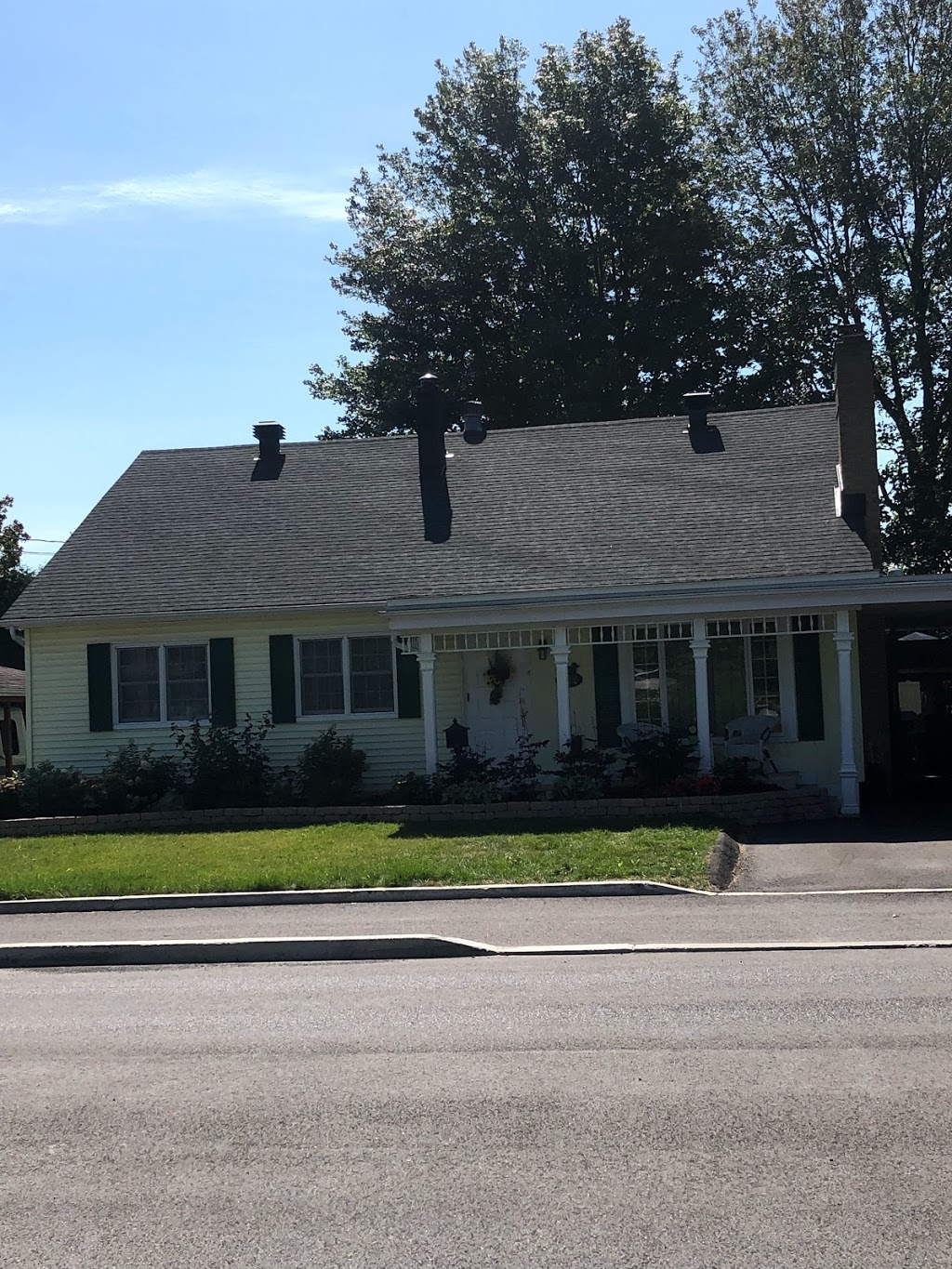 Toitures Gendron Inc. | 117 Rue des Rossignols, Cowansville, QC J2K 3W5, Canada | Phone: (514) 799-7353