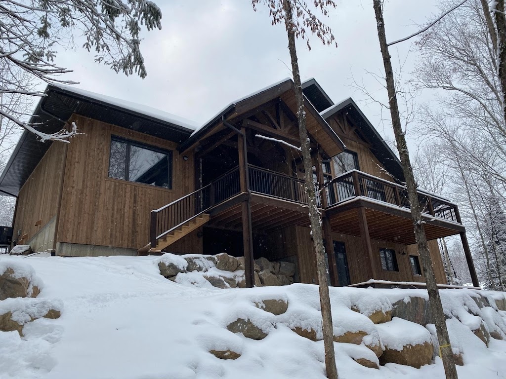 Construction des Falaises | Allée de la Sapinière, Mont-Tremblant, QC J8E 0K6, Canada | Phone: (819) 421-5455