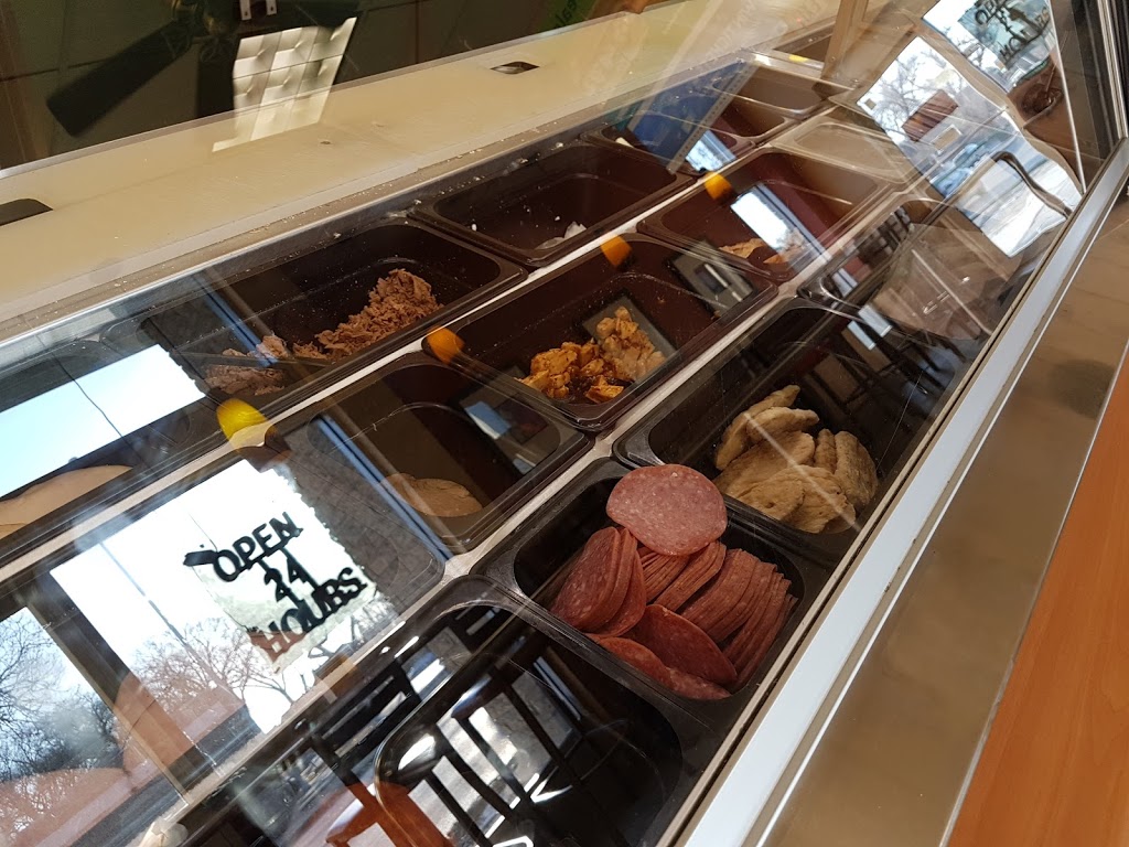 Subway | 201 Henderson Hwy, Winnipeg, MB R2L 1L7, Canada | Phone: (204) 669-5261