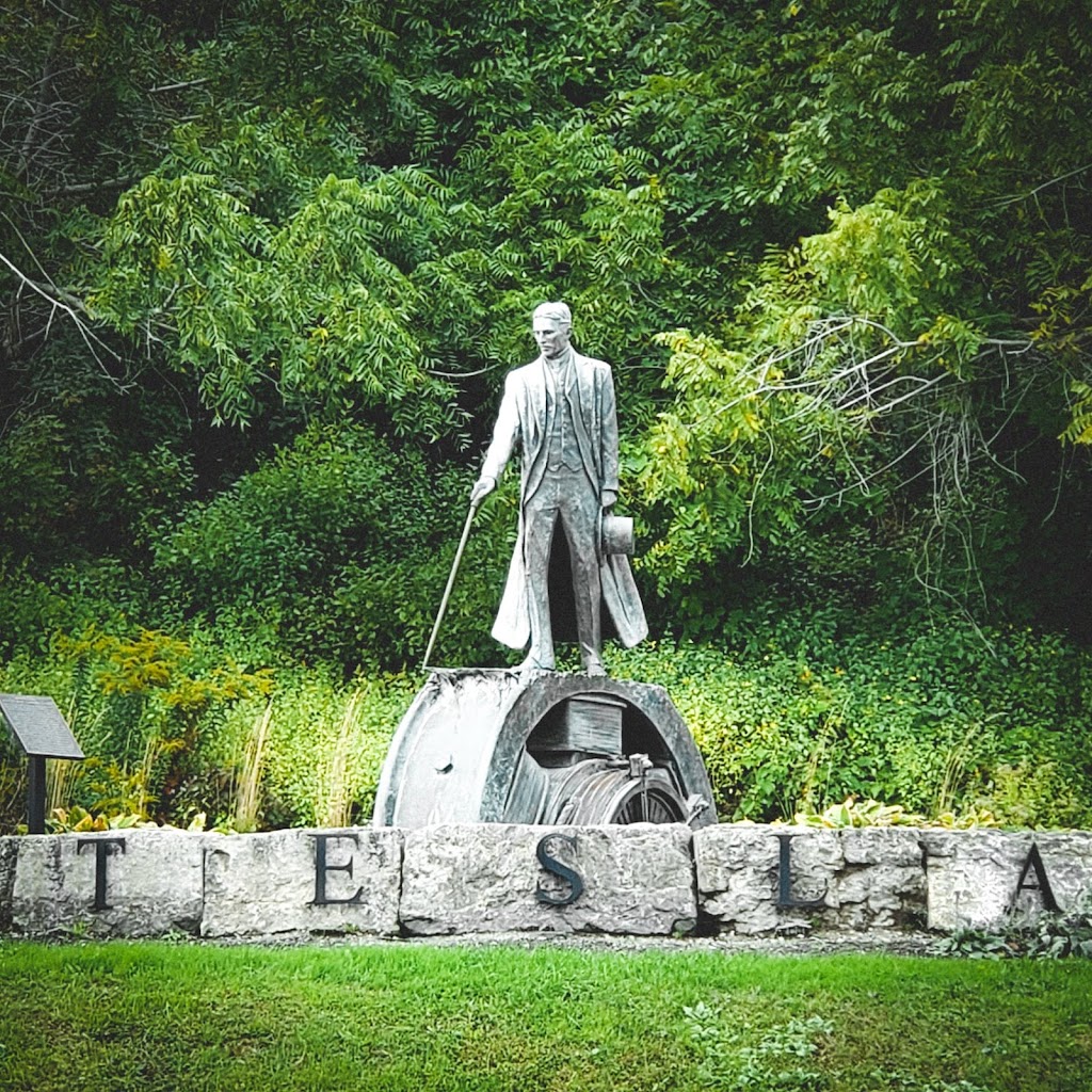 Nikola Tesla Statue | 6342 Niagara Pkwy, Niagara Falls, ON L2G, Canada | Phone: (718) 417-5102