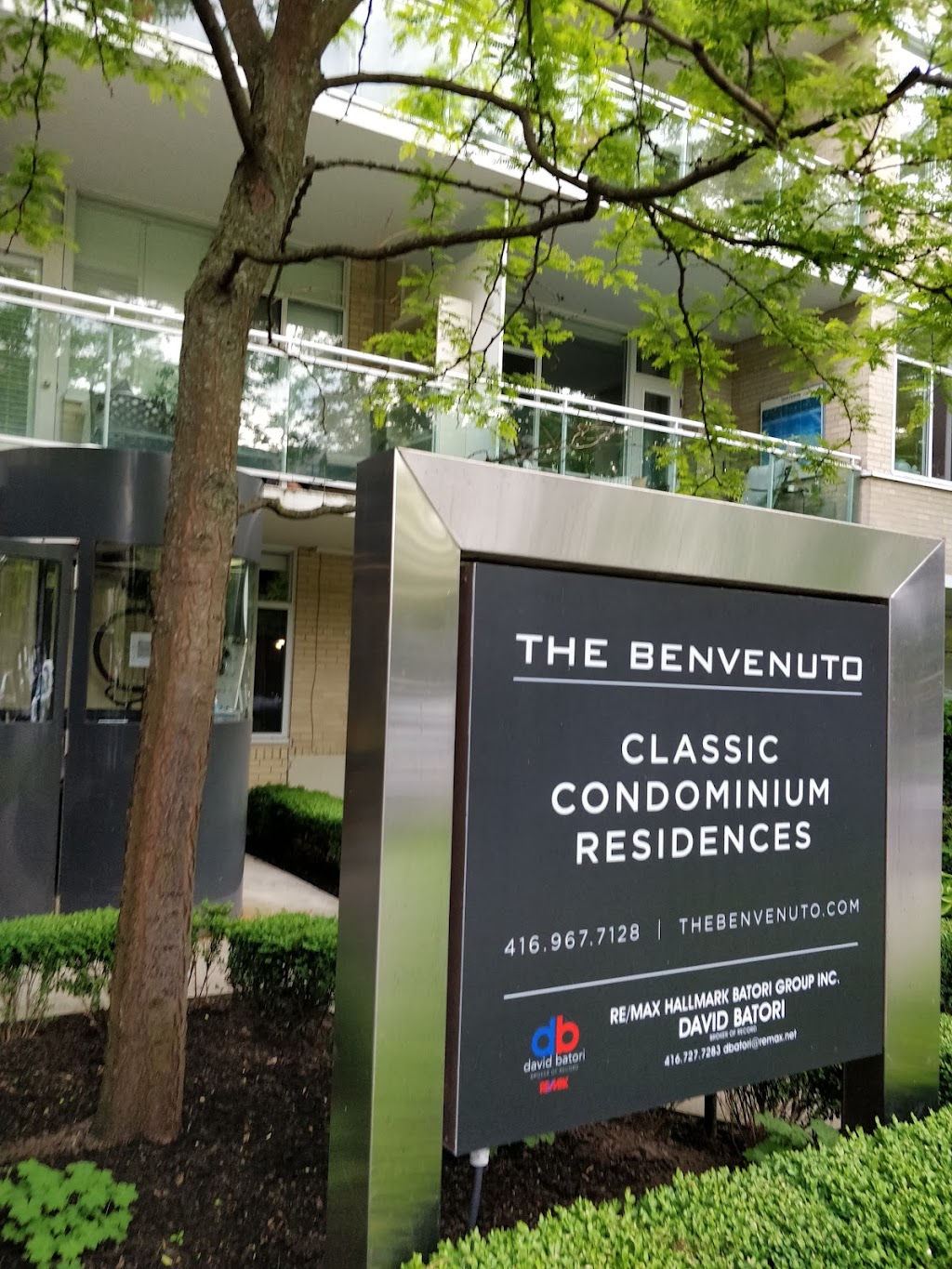 The Benvenuto | 1 Benvenuto Pl, Toronto, ON M4V 2L1, Canada | Phone: (416) 967-7128