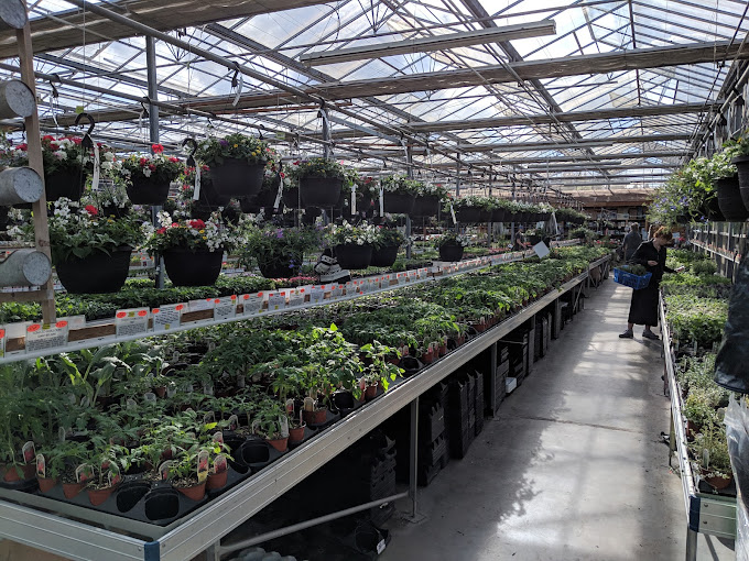GARDENWORKS COURTENAY | 2855 Wentworth Rd, Courtenay, BC V9N 6B7, Canada | Phone: (250) 334-3024