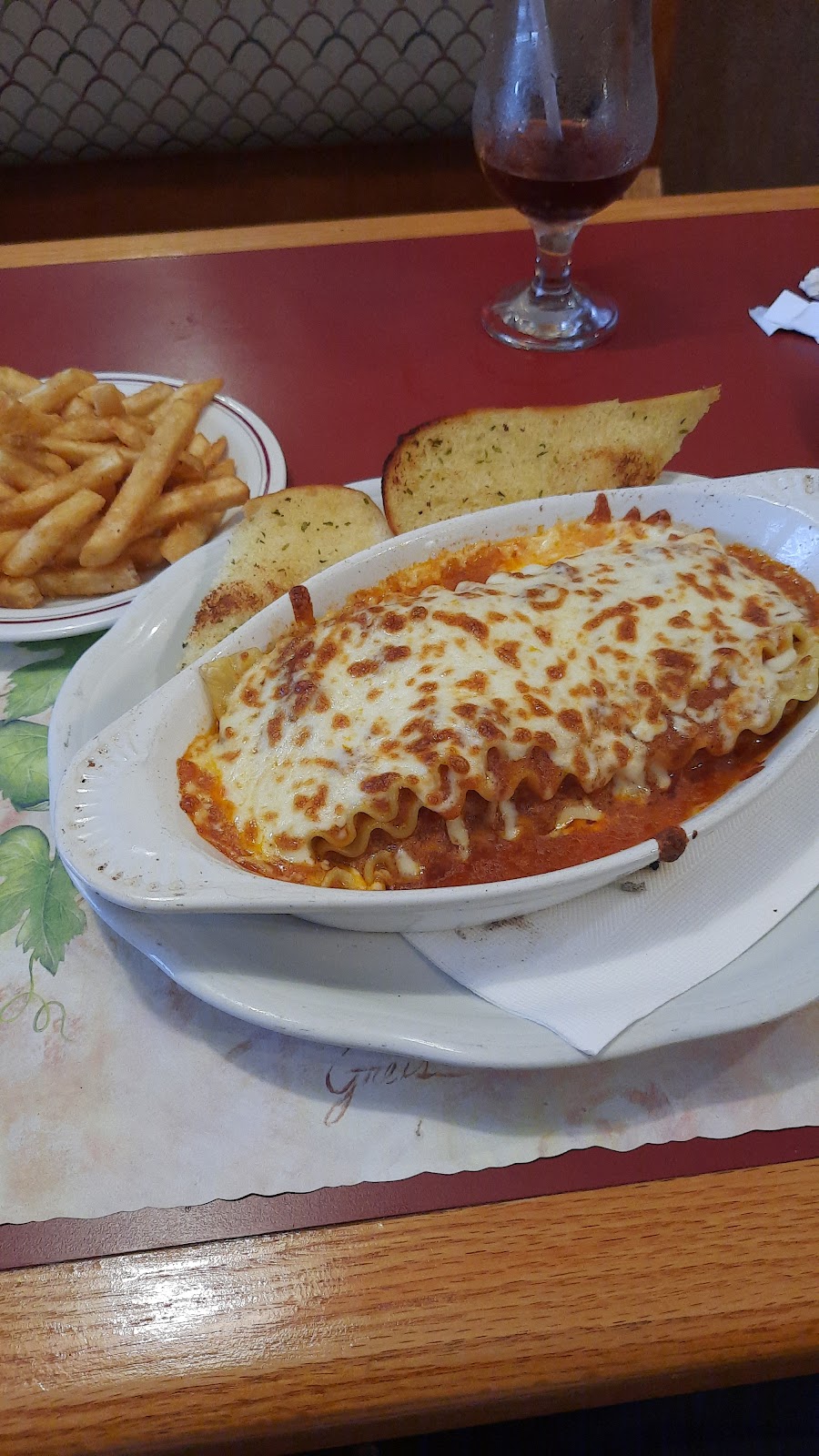 The Golden Valley Restaurant | 499 Dundas St W, Trenton, ON K8V 6C4, Canada | Phone: (613) 392-1414