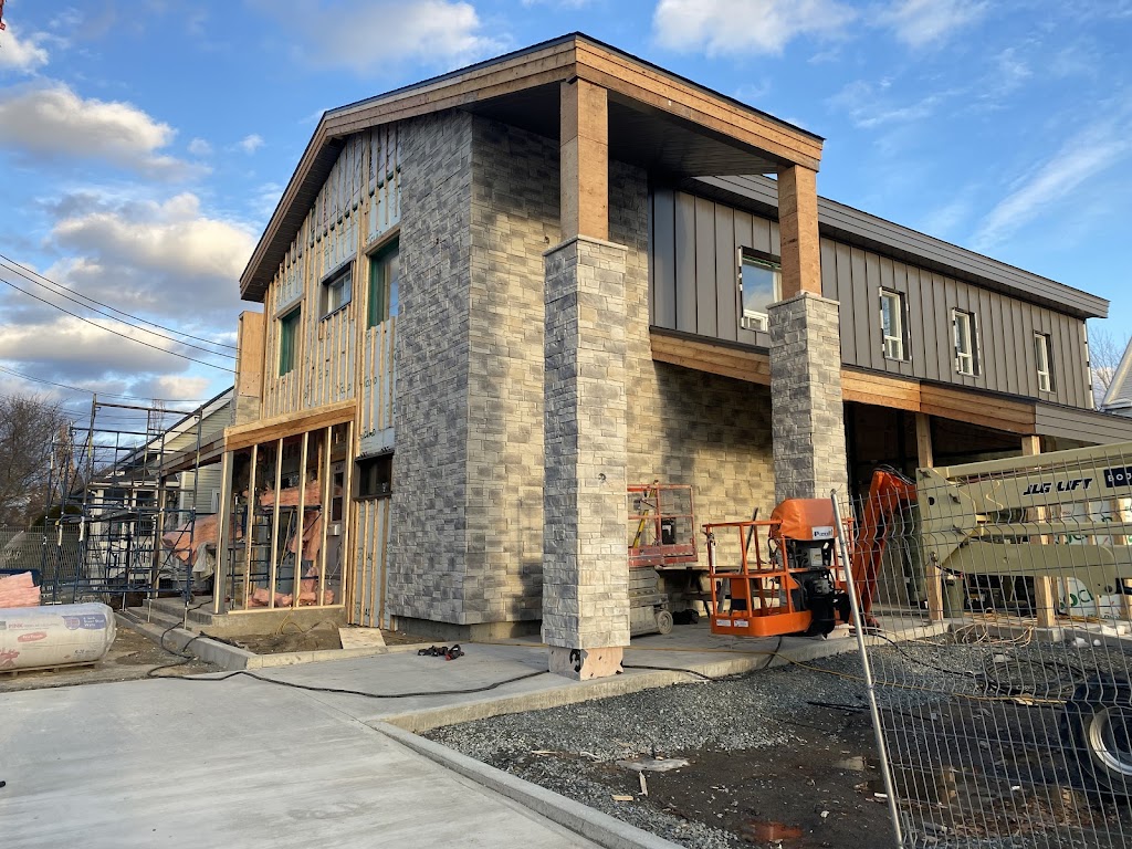 Bistro sans frontière | 409 Bd Marie Victorin, Kingsey Falls, QC J0A 1B0, Canada | Phone: (819) 363-9400