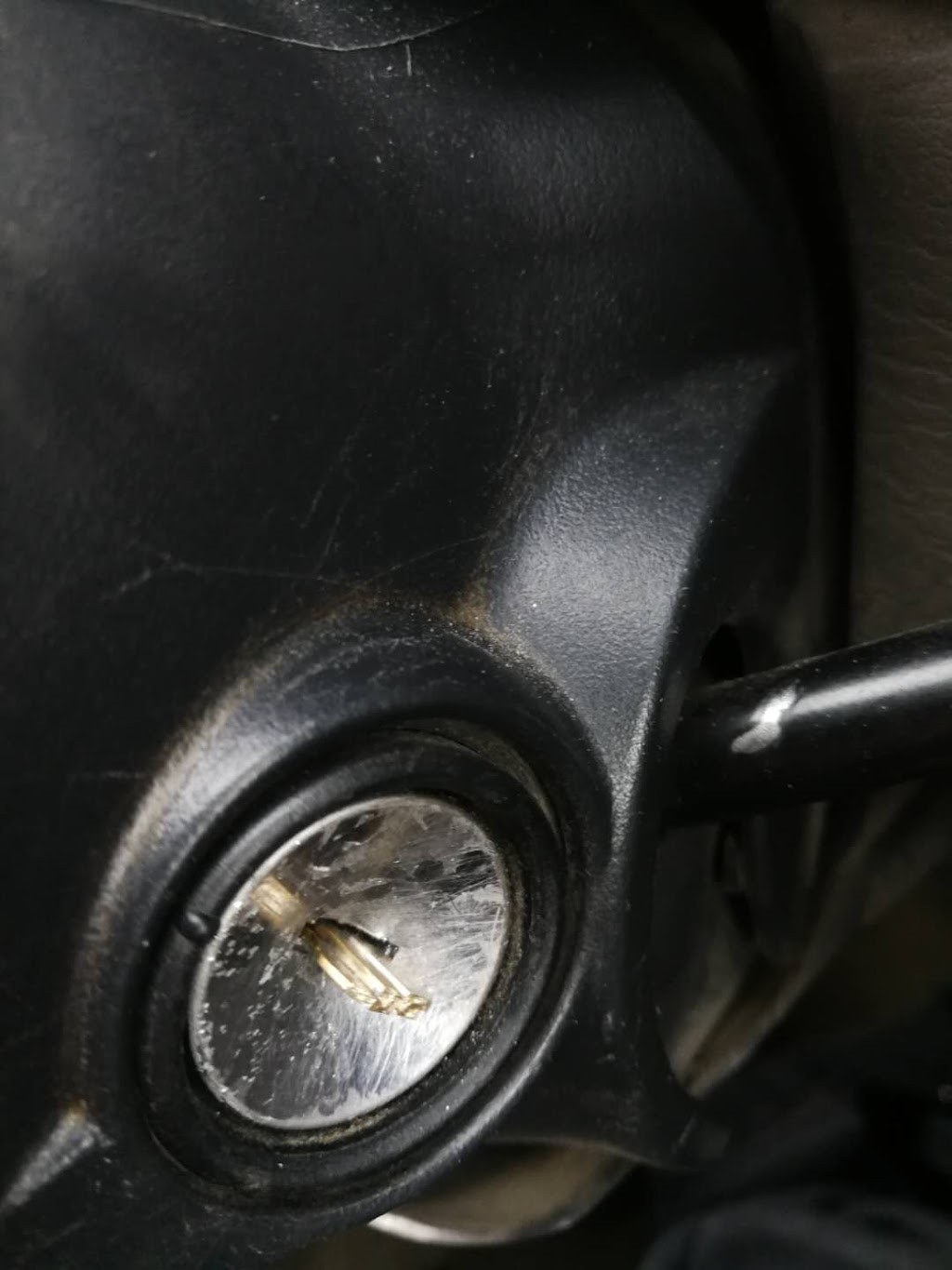 Sean Auto Locksmith Ltd | 819 Willowgrove Crescent, Saskatoon, SK S7W 0B1, Canada | Phone: (306) 250-8355
