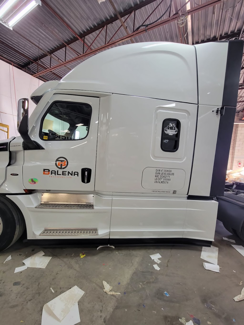Balena Tansport Ltd | 5750 152 St, Surrey, BC V3S 3K2, Canada | Phone: (778) 538-4000