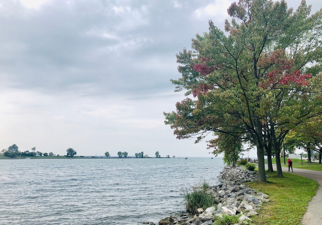 Promenade Père-Marquette | Prom Père Marquette, Montréal, QC H8S 2M2, Canada | Phone: (514) 872-0311