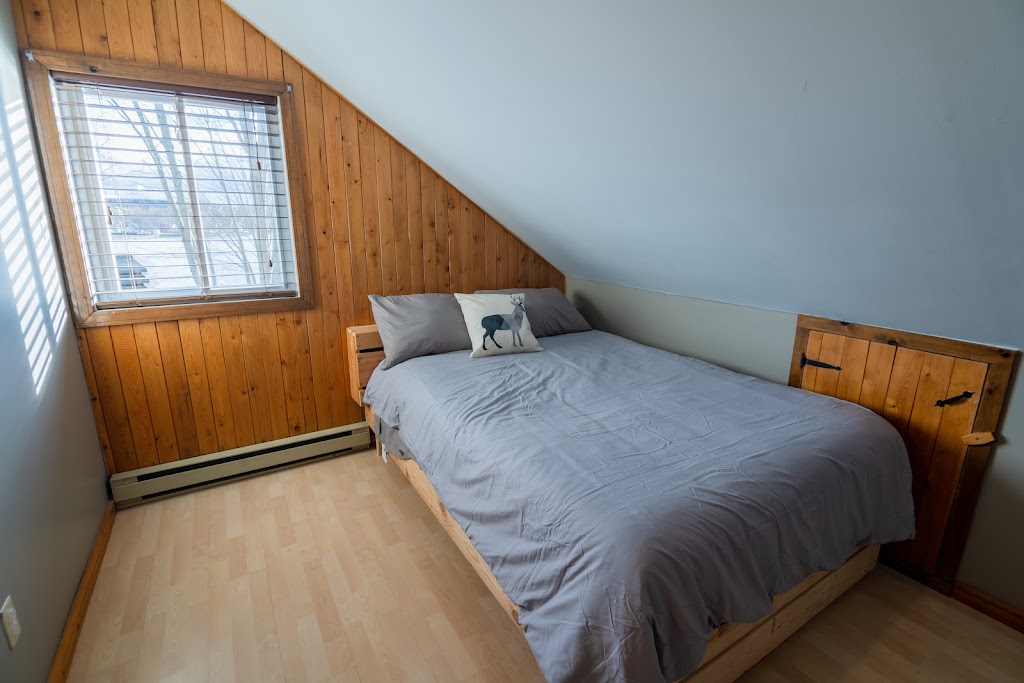 Chalet Le Panaché | 262 Bd Nolin, Saint-Rémi-de-Tingwick, QC J0A 1K0, Canada | Phone: (418) 728-8133