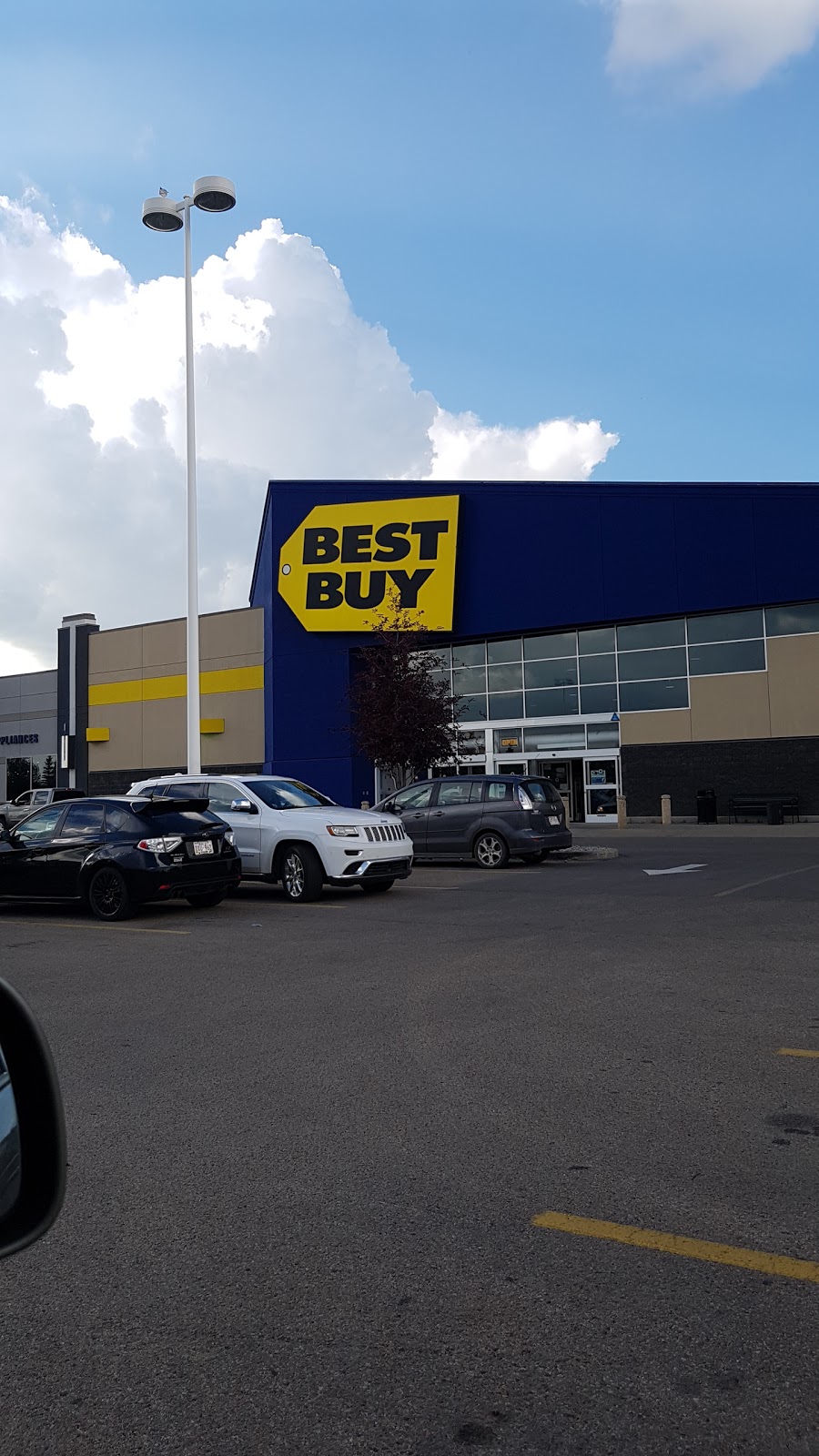 Best Buy | 13924 137 Ave NW, Edmonton, AB T5L 5H1, Canada | Phone: (780) 377-4575