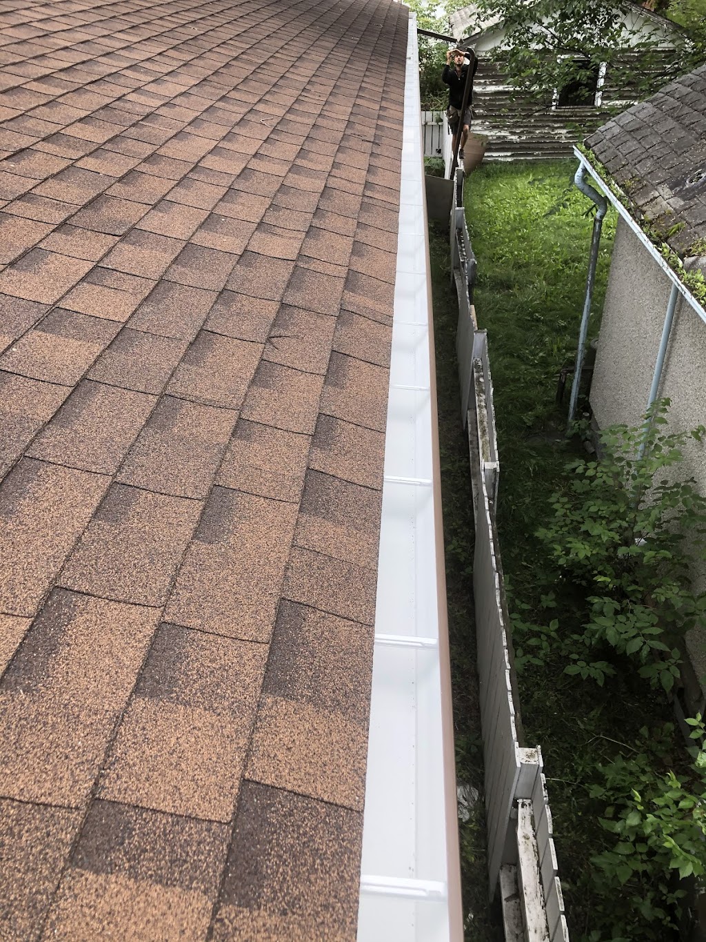 Grove Gutters | 51 Marlboro Dr, Spruce Grove, AB T7X 2L5, Canada | Phone: (780) 709-5613