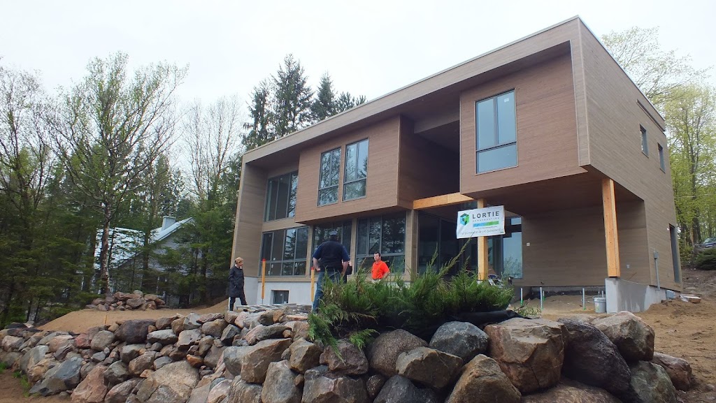 Lortie Construction Inc | 213 Rang St Jacques, Saint-Léonard-de-Portneuf, QC G0A 4A0, Canada | Phone: (418) 337-7969