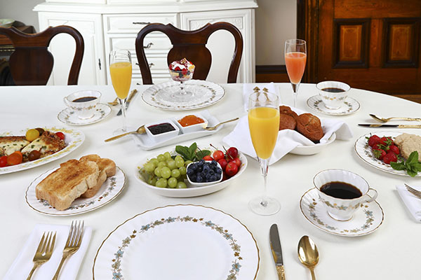 Summerside Inn Bed and Breakfast | 98 Summer St, Summerside, PE C1N 3J2, Canada | Phone: (905) 467-1265