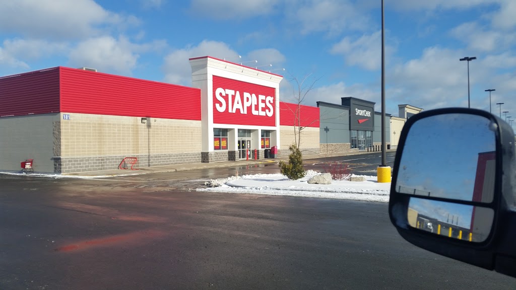 Staples | 1-181 Damascus Rd, Bedford, NS B4A 0C2, Canada | Phone: (902) 835-4089