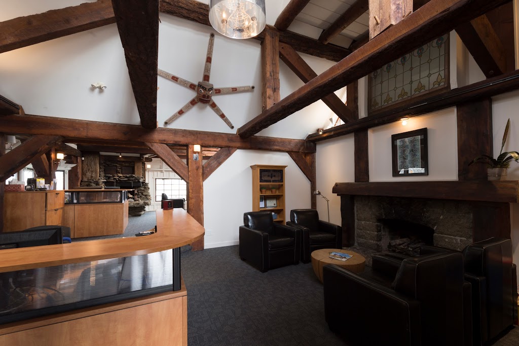 Old House Notary - T. dale Roberts | 1760 Riverside Ln, Courtenay, BC V9N 8C7, Canada | Phone: (250) 871-7737