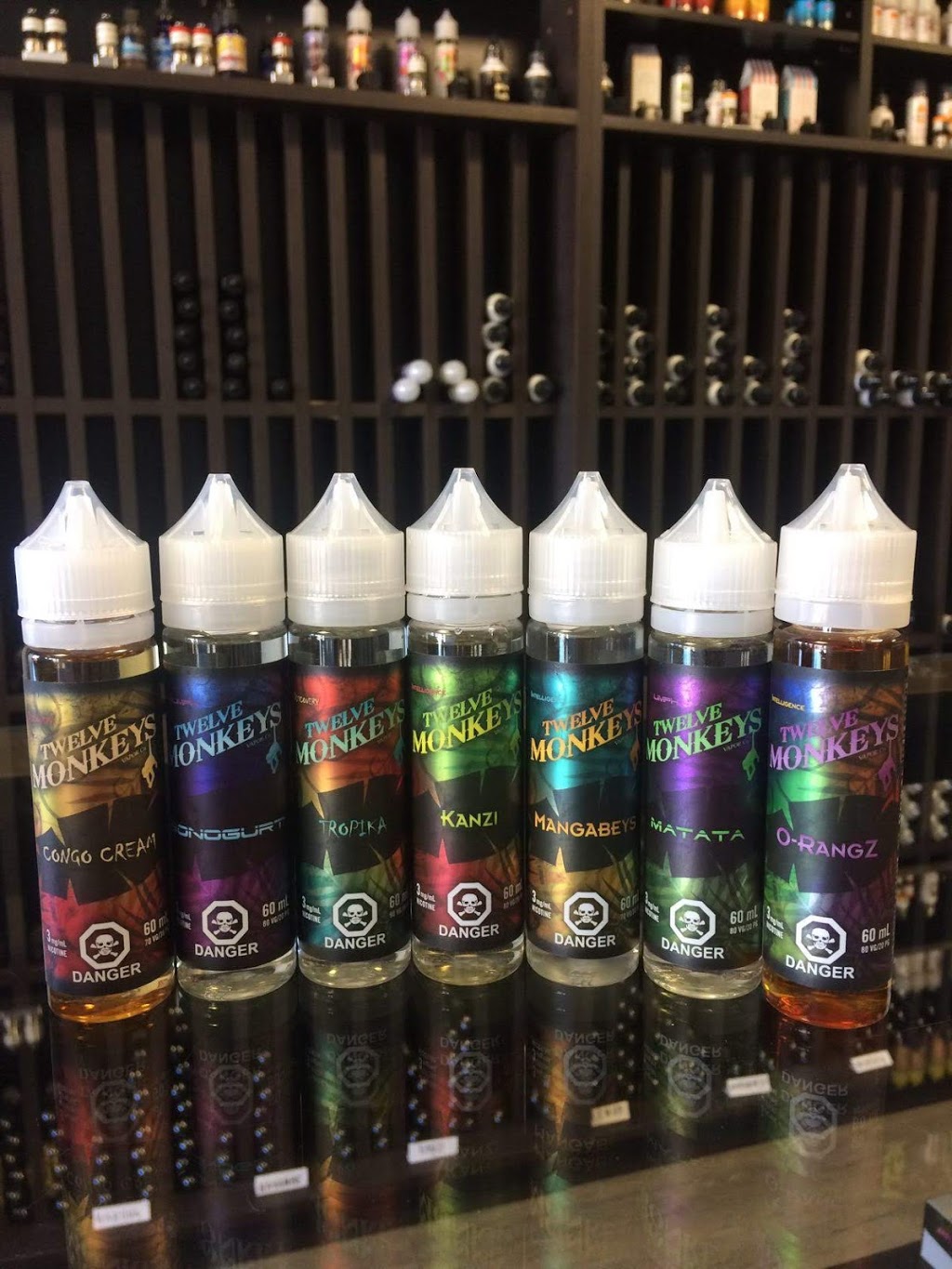 Union Vape Co | 659 King St W, Kitchener, ON N2G 1C9, Canada | Phone: (519) 208-0400