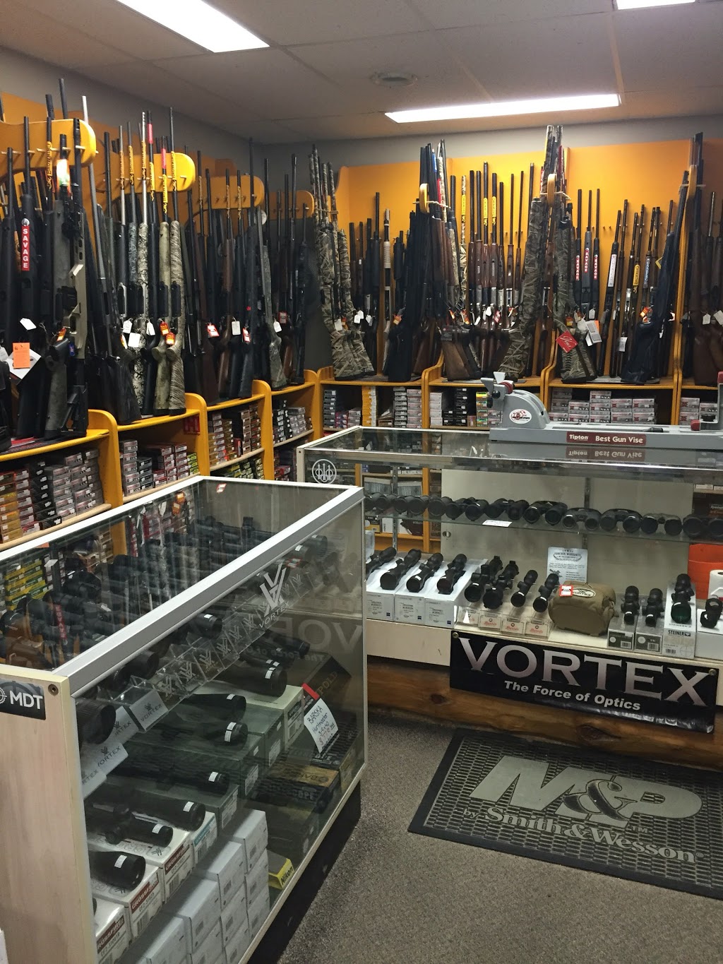 North Pro Sports | 211 103 St E, Saskatoon, SK S7N 1Y8, Canada | Phone: (306) 249-1991