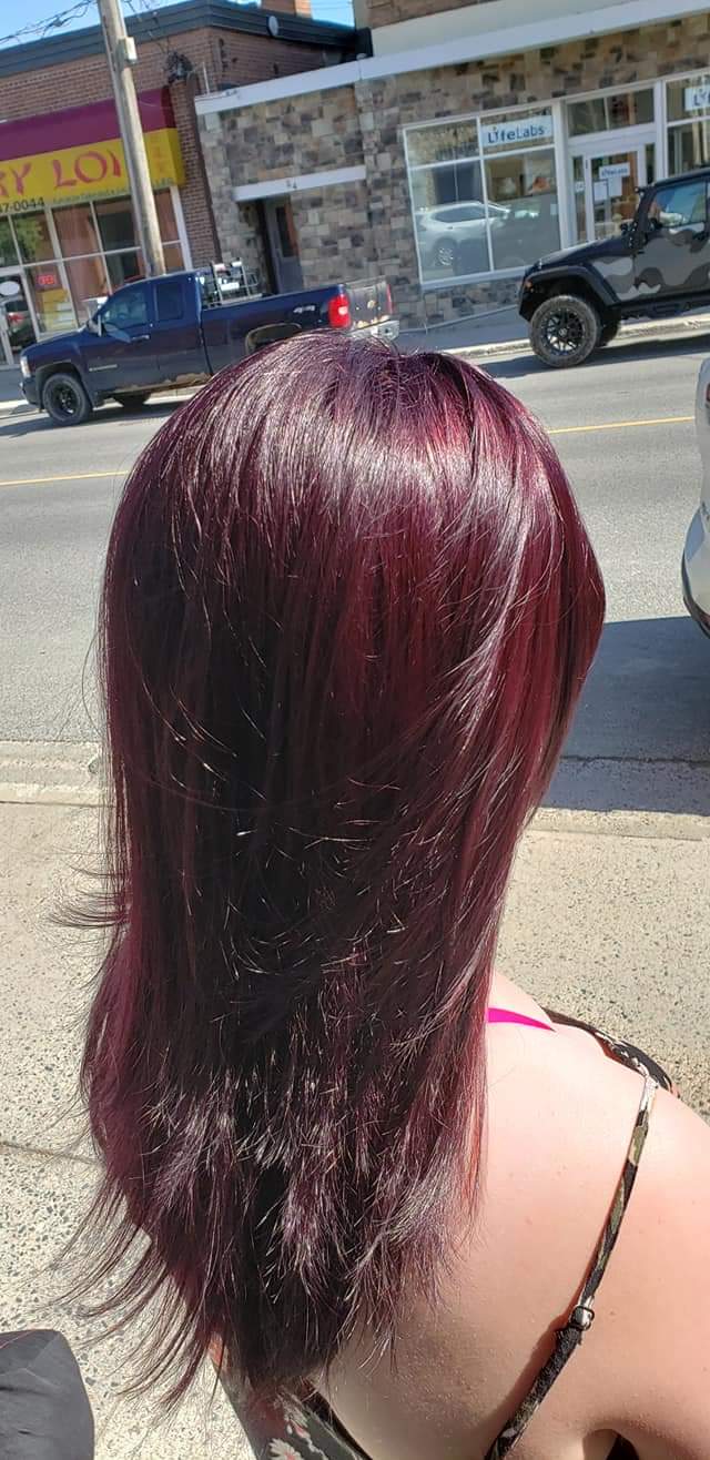 Chrissys Hairstyling & Apparel | 6 Lakeshore Dr, Temagami, ON P0H 2H0, Canada | Phone: (705) 650-2004