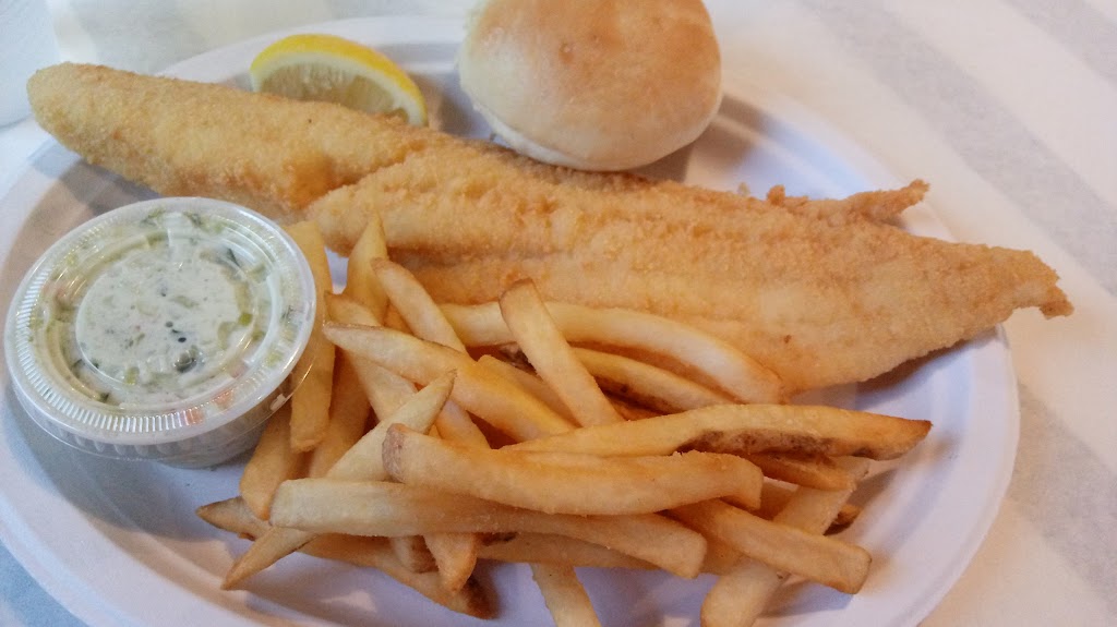 Hayes Seafood House | 8900 Main St, Clarence, NY 14031, USA | Phone: (716) 632-1772