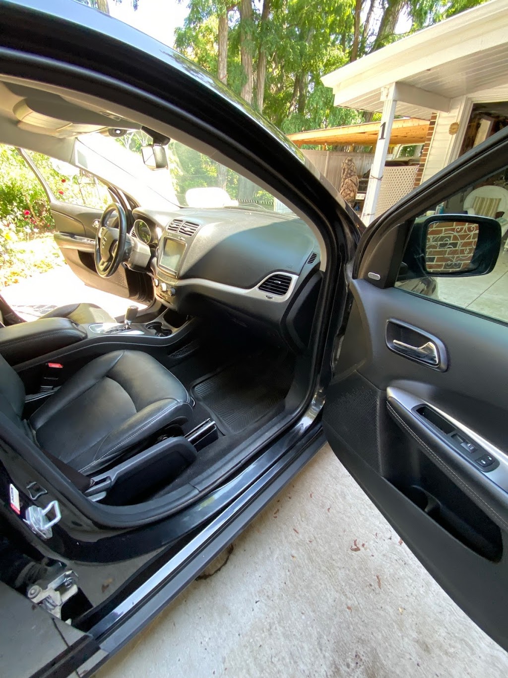 T&N Mobile Auto Detailing | 1 Helena Pl, Kingston, ON K7L 4V1, Canada | Phone: (416) 689-2049