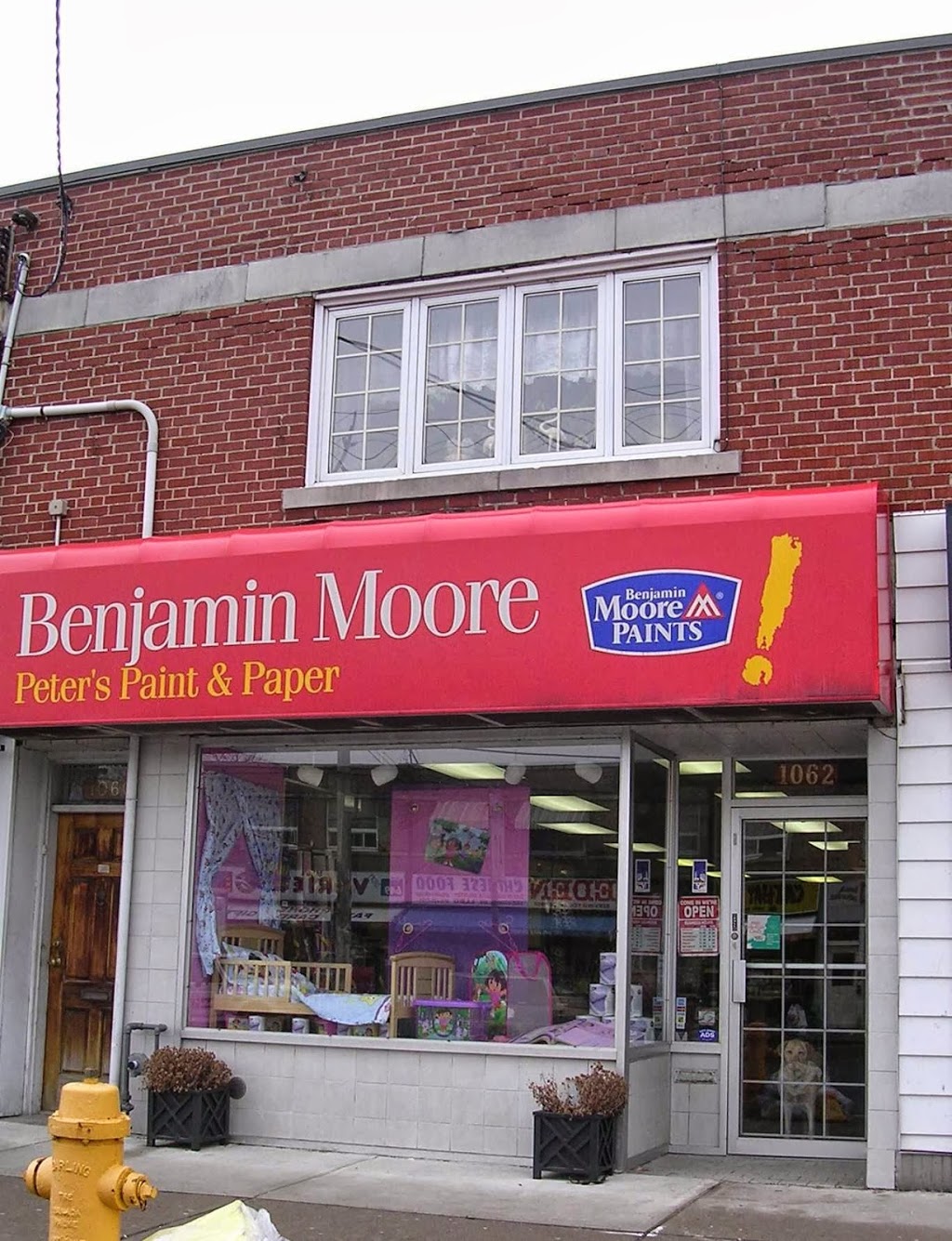 Peters Paint & Paper | 1062 Coxwell Avenue @, OConnor Dr, East York, ON M4C 3G5, Canada | Phone: (416) 423-0234