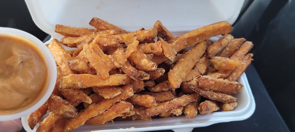 Sizzling & Fried | 8 Marmora Mine Rd, Marmora, ON K0K 2M0, Canada | Phone: (613) 922-5206