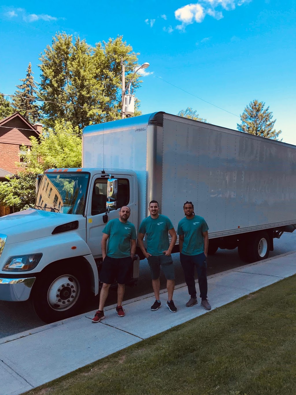 Golden Class Movers Inc. | North York, ON M3H 3S1, Canada | Phone: (647) 209-8061