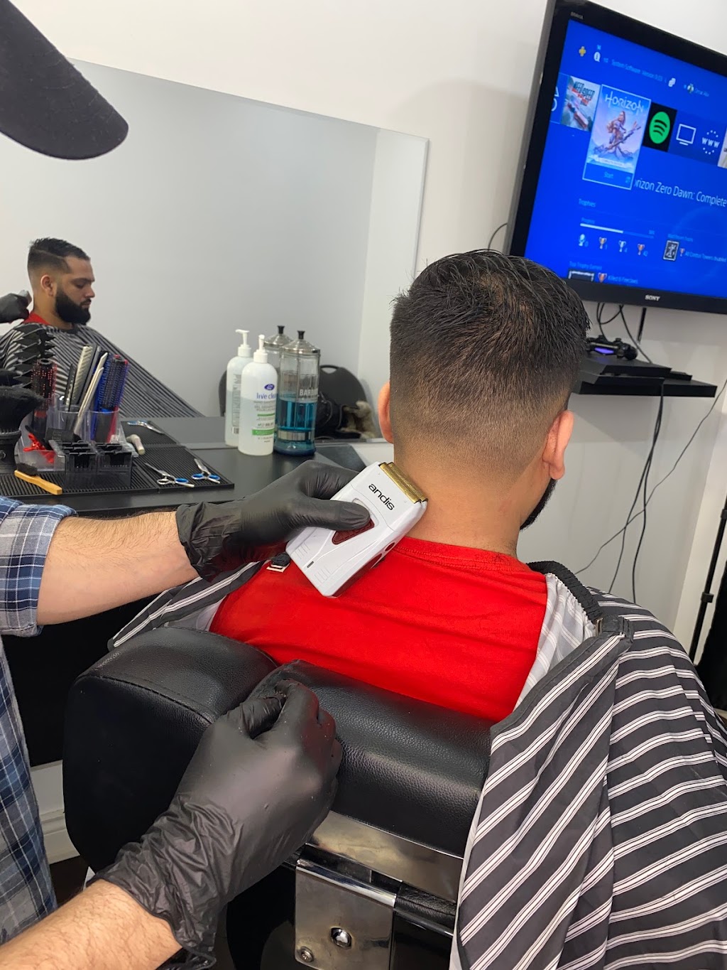 Styles Lounge Barbershop | 7285 Golden Meadow Ct, Mississauga, ON L5W 0B8, Canada | Phone: (647) 982-2712