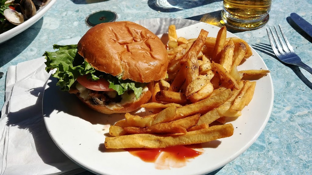 Sockeye City Grill | 108-3800 Bayview St, Richmond, BC V7E 6K7, Canada | Phone: (604) 275-6790