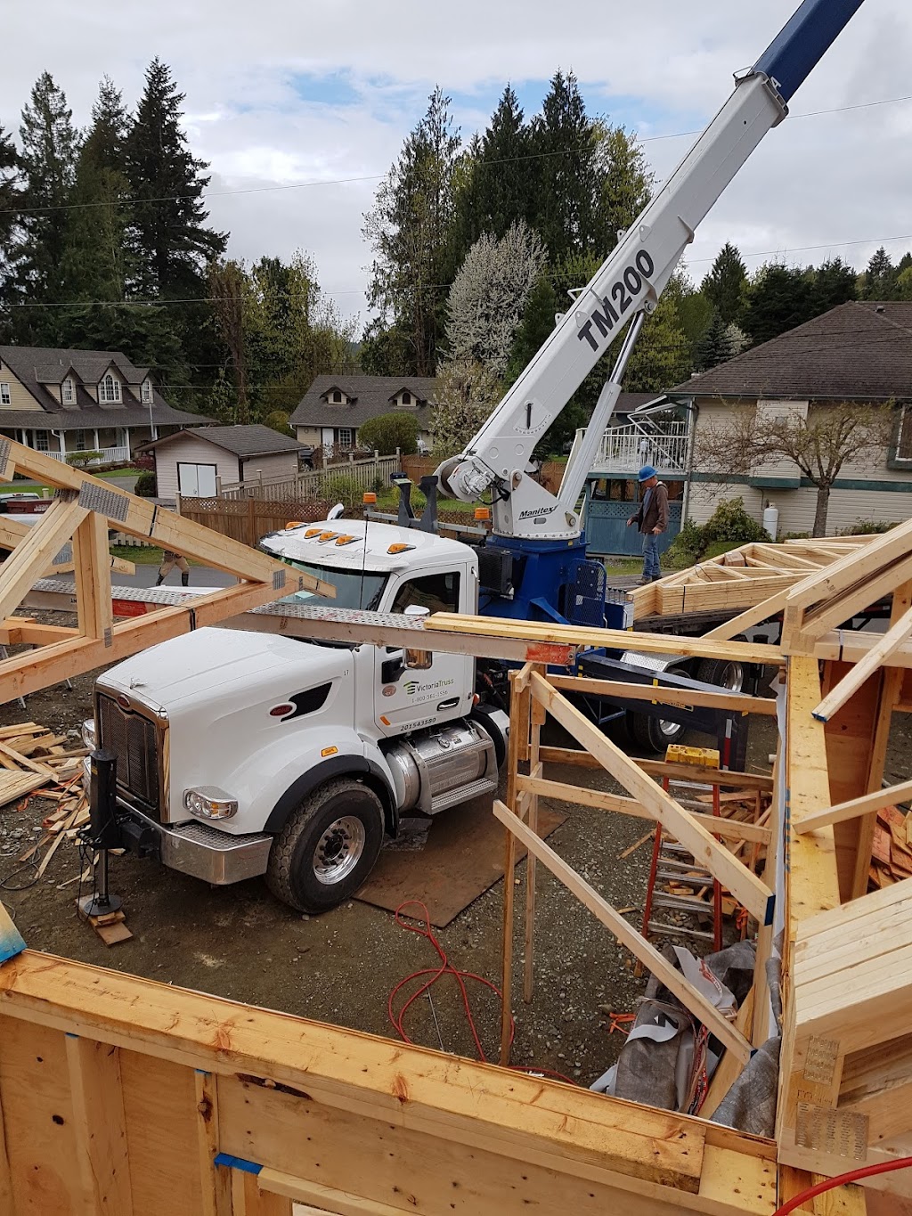 Hunt Contracting Ltd | 7215 Rockland Rd, Lake Cowichan, BC V0R 2G0, Canada | Phone: 710-6741