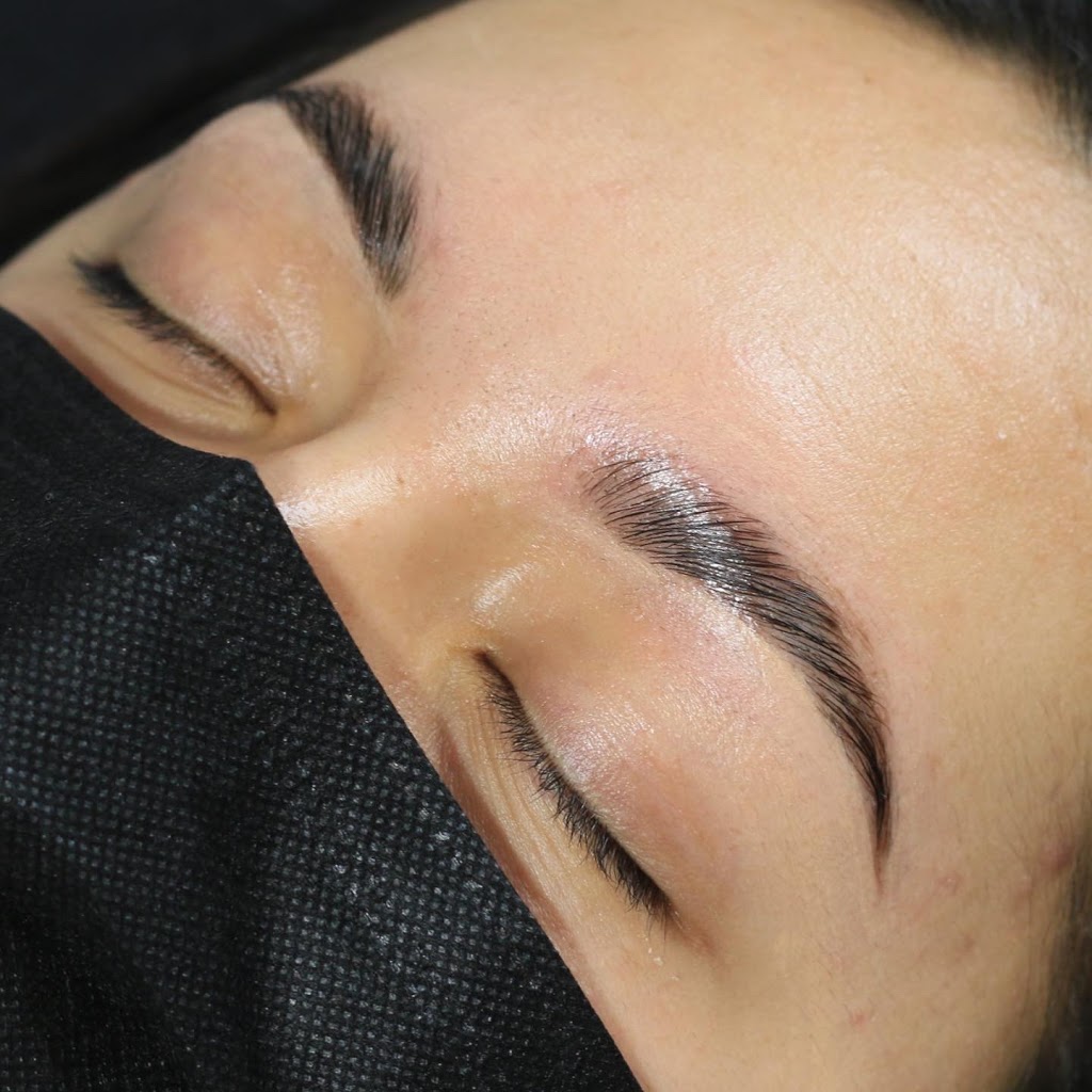 JKGlam Studio | 69 Mayfair Dr, Barrie, ON L4N 6Y8, Canada | Phone: (647) 927-6550