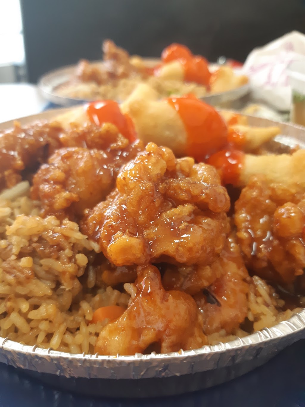 Star Wok | 94 Bridgeport Rd E, Waterloo, ON N2J 2J9, Canada | Phone: (519) 886-1688