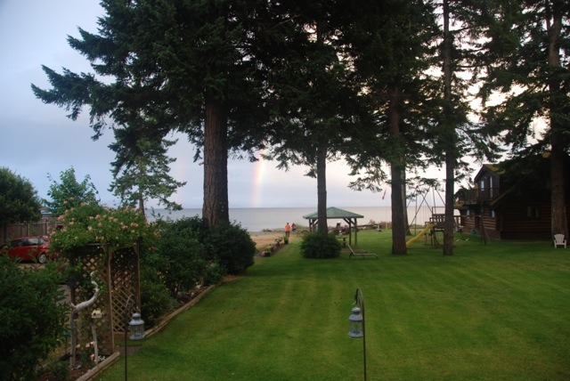 Sea Flame Beach Resort | 6383 Island Hwy W, Qualicum Beach, BC V9K 2E5, Canada | Phone: (250) 757-8411