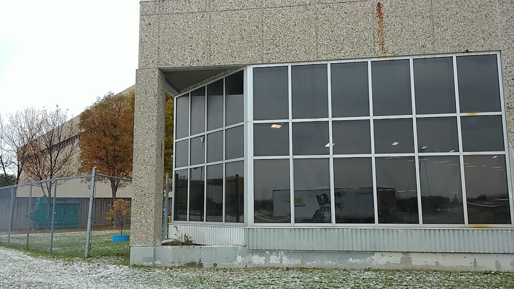 Pan Am Pool | 25 Poseidon Bay, Winnipeg, MB R3M 3E4, Canada | Phone: (877) 311-4974