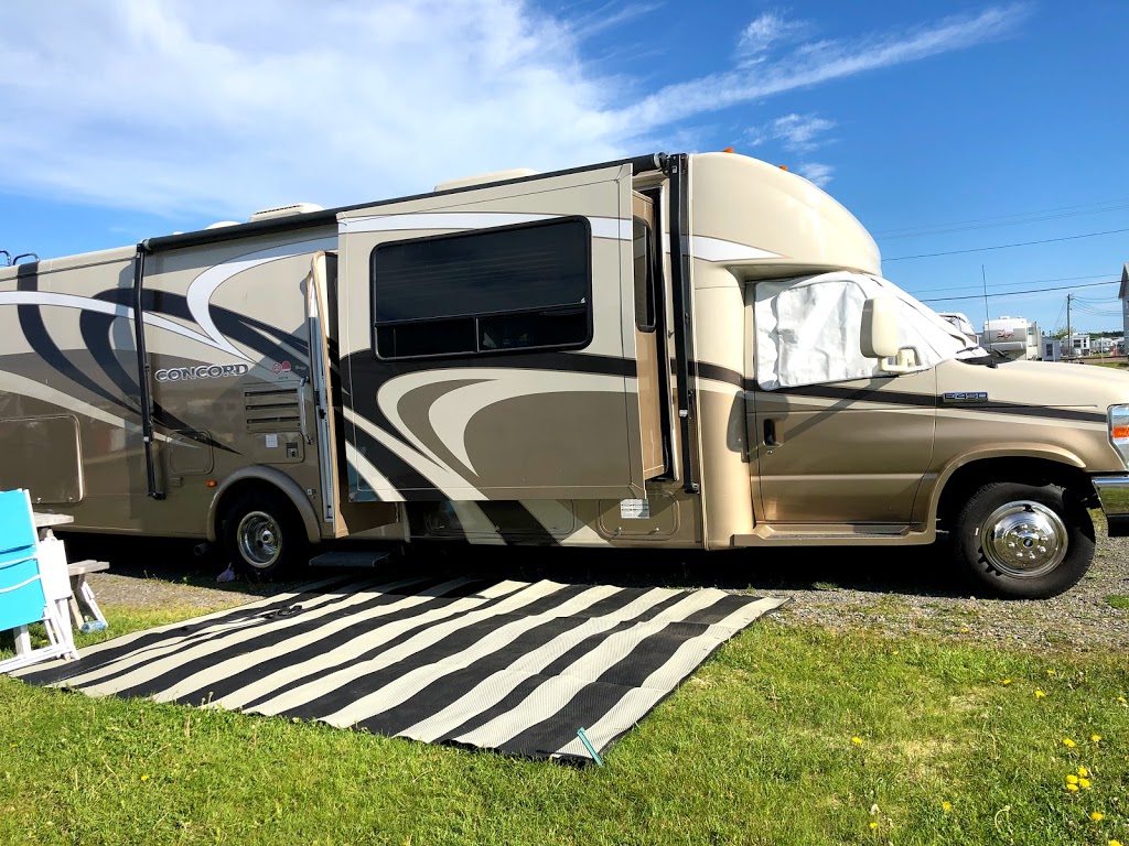 Camping Parasol | 205 Main St, Shediac, NB E4P 2A5, Canada | Phone: (506) 532-8229