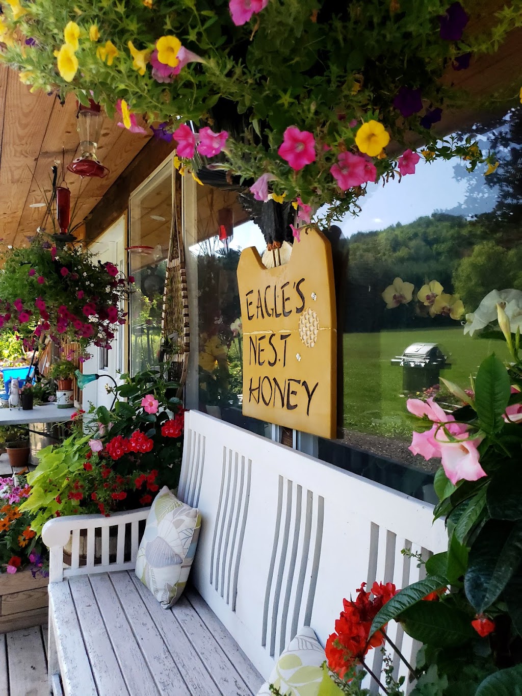 Eagles Nest Honey | 308020 Hockley Rd, Mono, ON L9W 6N2, Canada | Phone: (519) 941-5920