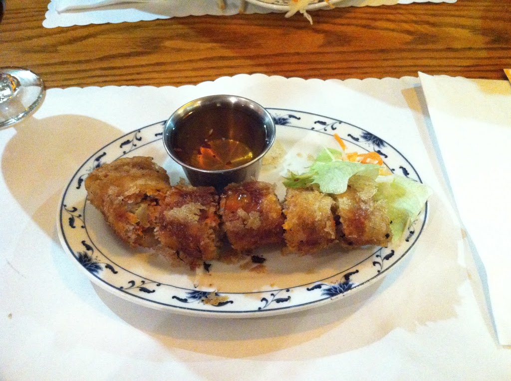Au Kinh Do | 8050 Boulevard Taschereau, Brossard, QC J4X 1C2, Canada | Phone: (450) 672-0282