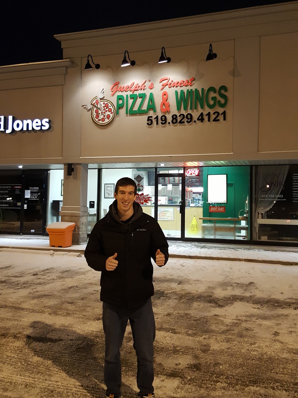 Guelphs Finest Pizza and Wings | 672 Woolwich St, Guelph, ON N1H 3Z1, Canada | Phone: (519) 829-4121