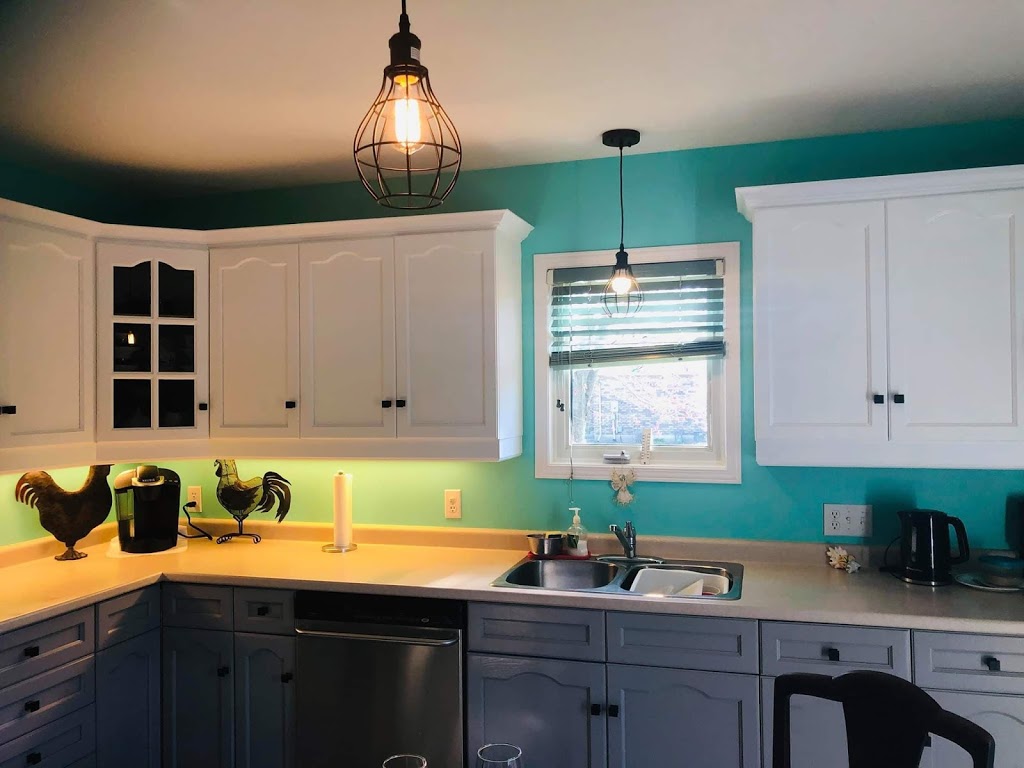 The English Paint Co | 63 Market St, Paris, ON N3L 3B1, Canada | Phone: (519) 865-6113