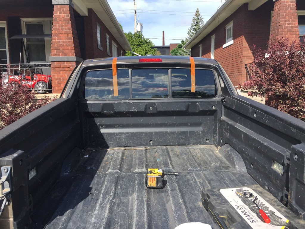 Auto Glass Express Inc | 645 Argyle Rd #2A, Windsor, ON N8Y 3J5, Canada | Phone: (519) 817-7488