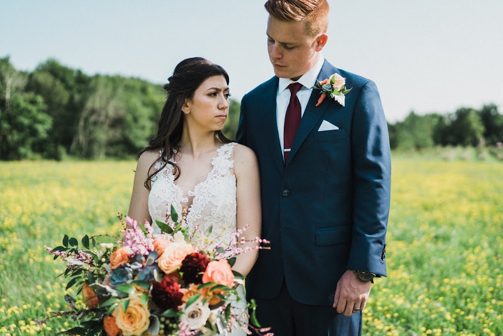 Michael Goencz Photography | 114 Fellowes Crescent, Waterdown, ON L8B 7B2, Canada | Phone: (905) 876-5342