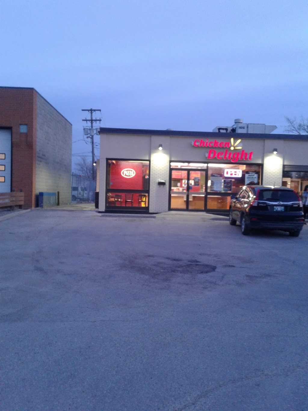 Chicken Delight | Nairn Ave | 1000 Nairn Ave, Winnipeg, MB R2L 0Y2, Canada | Phone: (204) 982-1345