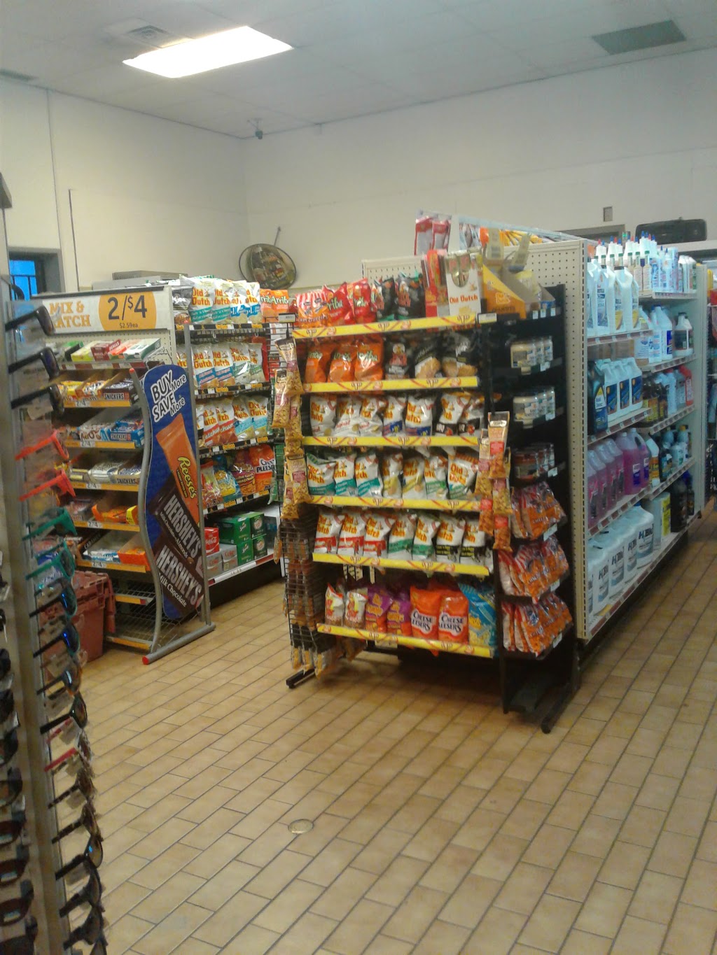 Flying J Travel Center | 1747 Brookside Blvd, Winnipeg, MB R3C 2E6, Canada | Phone: (204) 633-0663