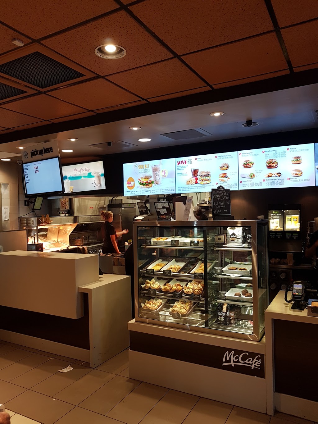 McDonalds | 160 Highway #12 North, Steinbach, MB R5G 1T6, Canada | Phone: (204) 326-9814