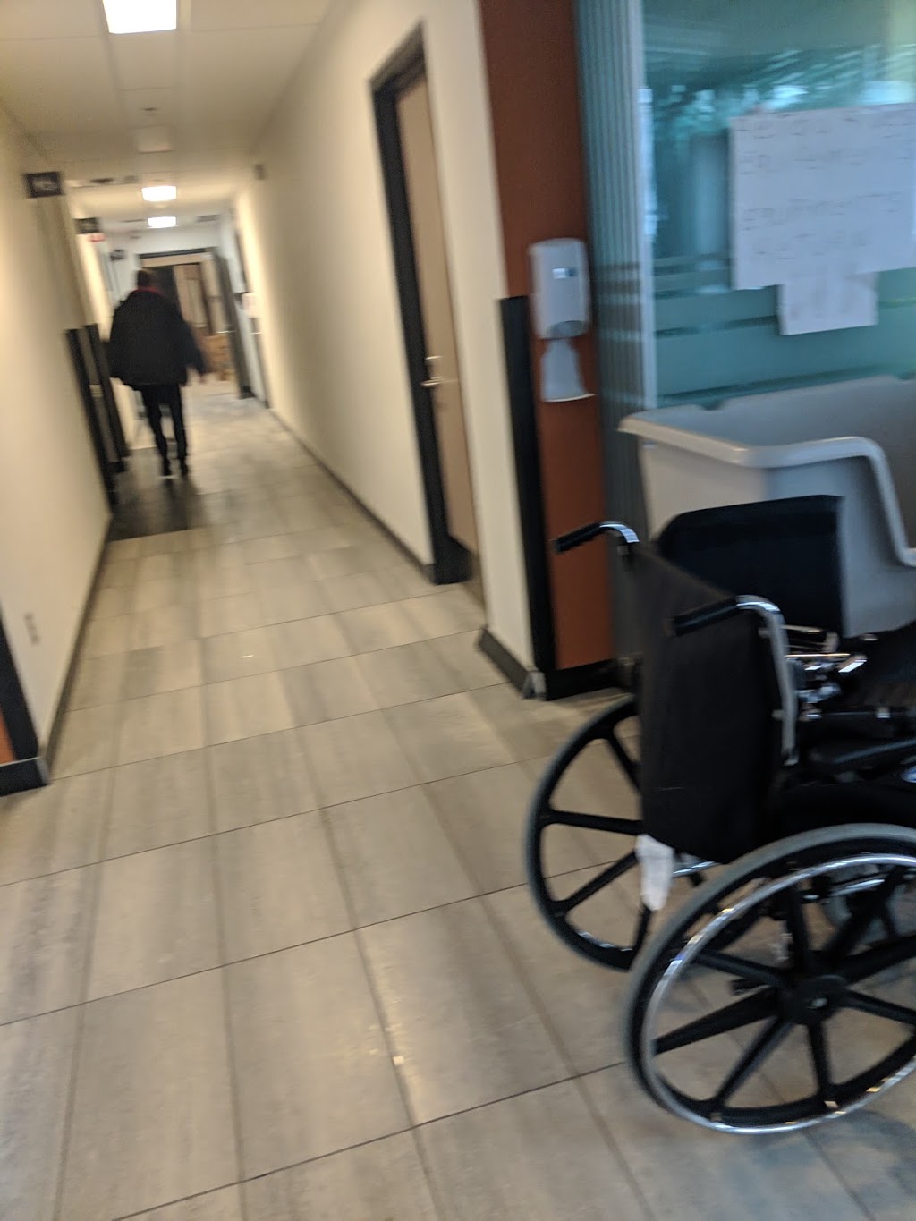 CLSC Châteauguay | 95 Avenue de la Verdure, Châteauguay, QC J6K 0E8, Canada | Phone: (450) 699-3333