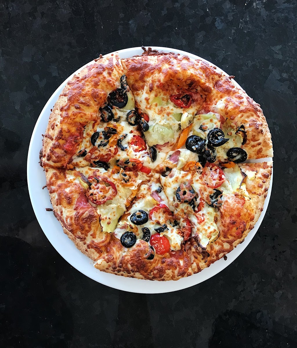 Stratos Pizzeria & Restaurant | 20018 Loyalist Pkwy, Consecon, ON K0K 1T0, Canada | Phone: (613) 394-3000