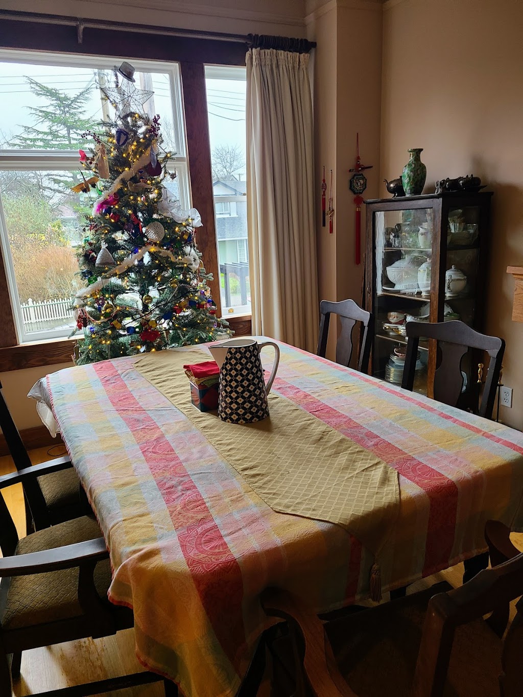 Dream Team Cleaning | 775 Latoria Rd, Victoria, BC V9C 3A5, Canada | Phone: (250) 896-9795