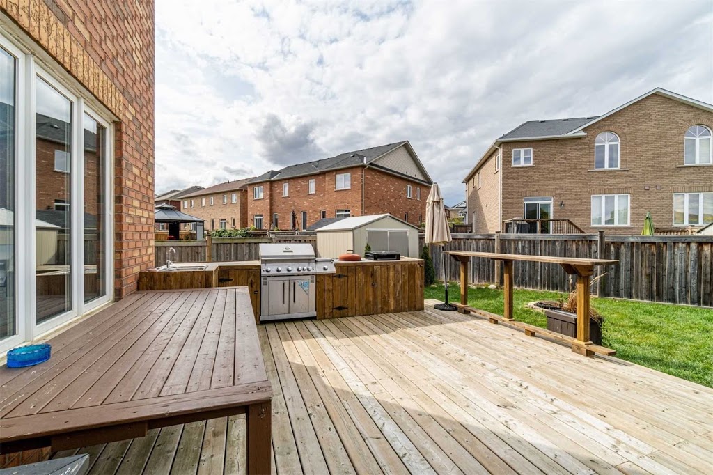 Nuchil Shah : Top Real Estate Agent | # 1 Realtor In Peel | 6 Gallview Ln, Brampton, ON L6P 1S1, Canada | Phone: (437) 333-0244